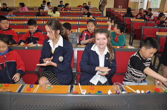 双塘小学开展与澳大利亚悉尼育<em>文武女子学校</em>国