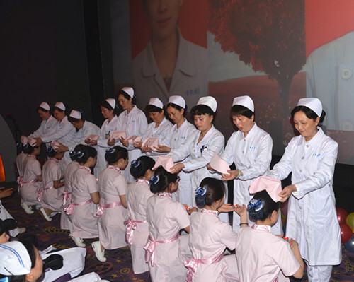 新街口社区卫生服务中心开展国际护士节庆祝