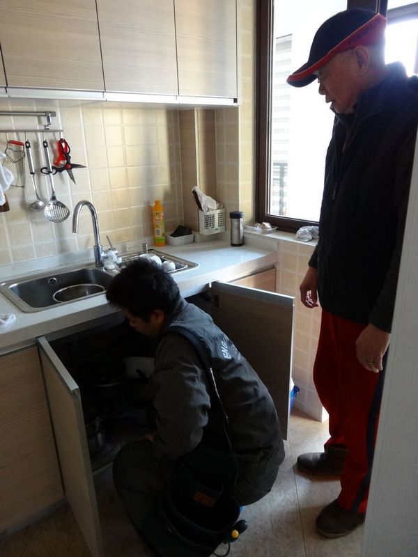 苏州湖东:物业服务人性化 寒冬温暖业主心