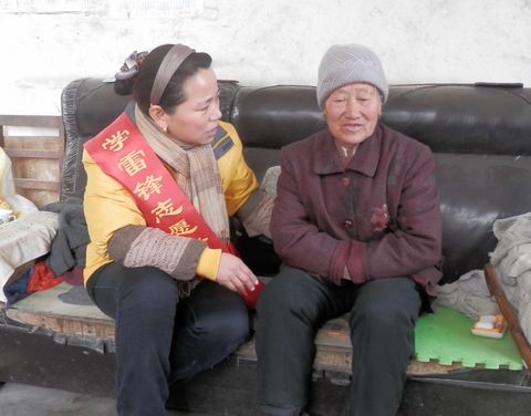 徐州市云龙区开展关爱孤寡老人、残疾人志愿服