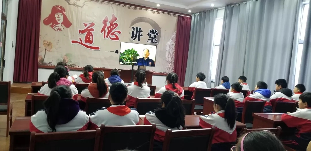 【文明实践 志愿同行】雷锋月,我们在行动!