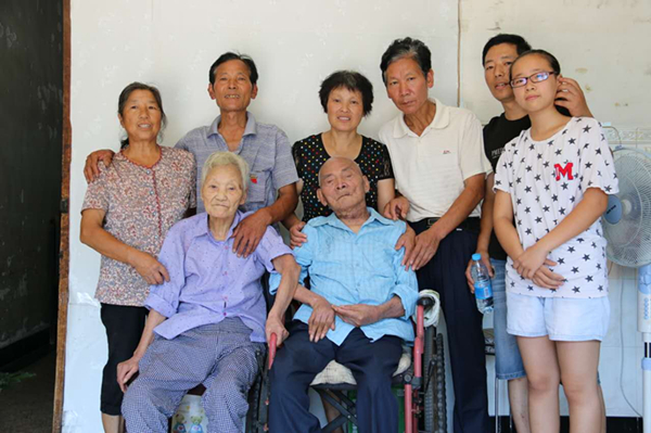 中村村党员好管家为帮迁居居民留住乡愁