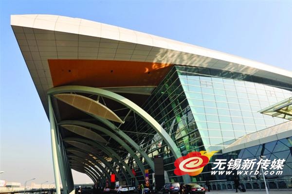 苏南硕放国际机场新航站楼投用 迎来首个航班