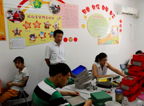 社区推行宅就业在家就能上班挣钱