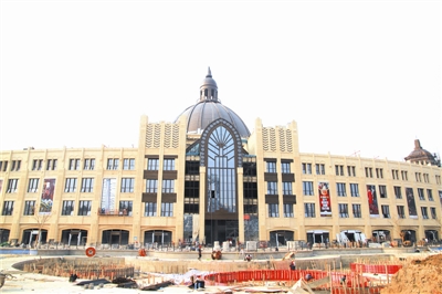 滨湖:博大假日广场即将落成 年底盛大开业