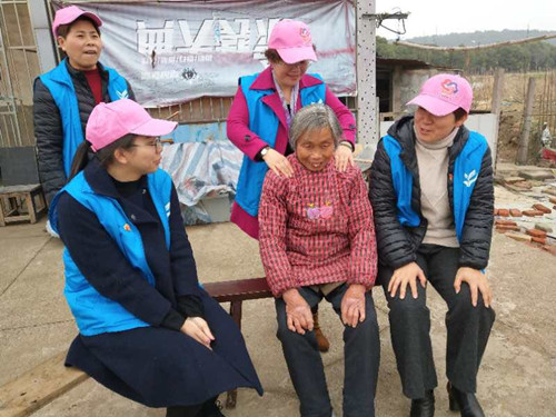 弘扬志愿精神 播撒爱心火种 共建和谐社会--新