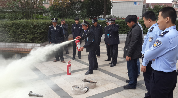 锡北张泾社区冬季小区消防演练