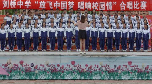 南通市通州区刘桥中学:放飞中国梦 唱响校园情
