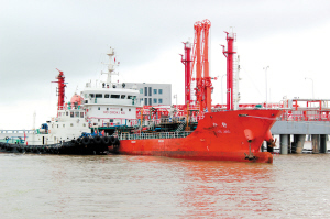 南通洋口港迎来第一艘液化品货轮 台湾中石化