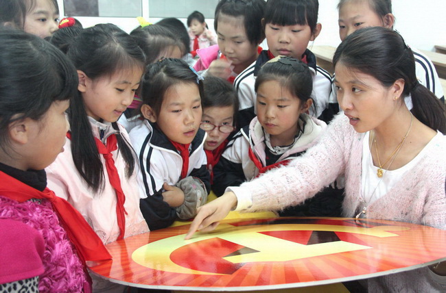 东海县开展红色革命传统教育活动