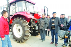 淮安盱眙农机赶集销售受到农民欢迎