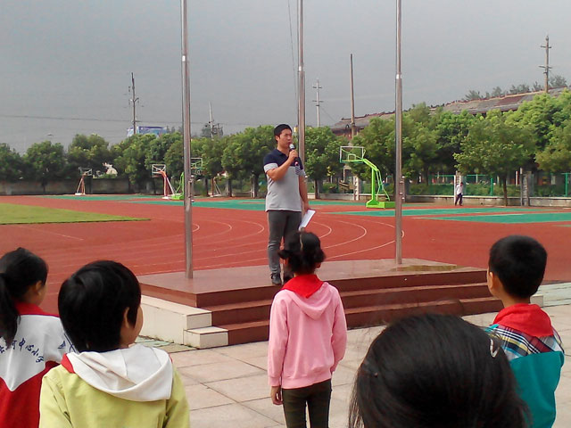 抗日图画小学生_宜昌长阳庄溪小学举行纪念抗日战争 ...
