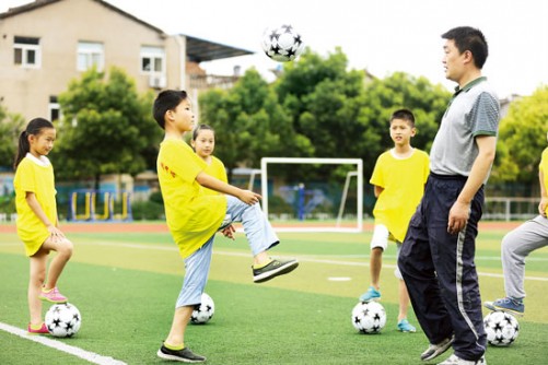 淮阴区青少年活动中心:暑期免费公益足球培训