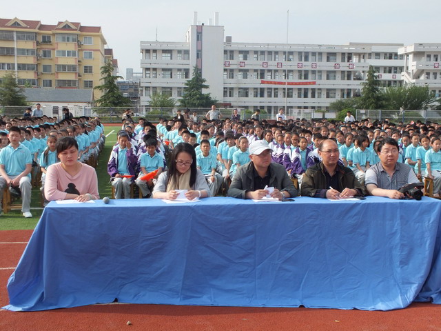 响水县第一初中举行爱国主义歌曲合唱比赛