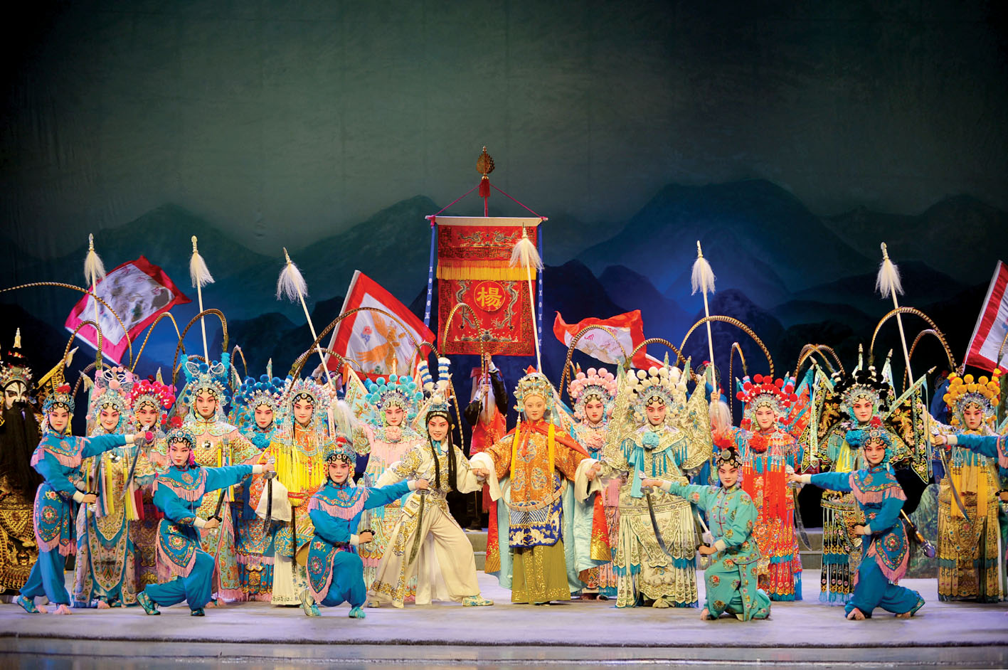 百年扬剧薪火相传 典型人物入剧播散“正能量”_江苏文明网