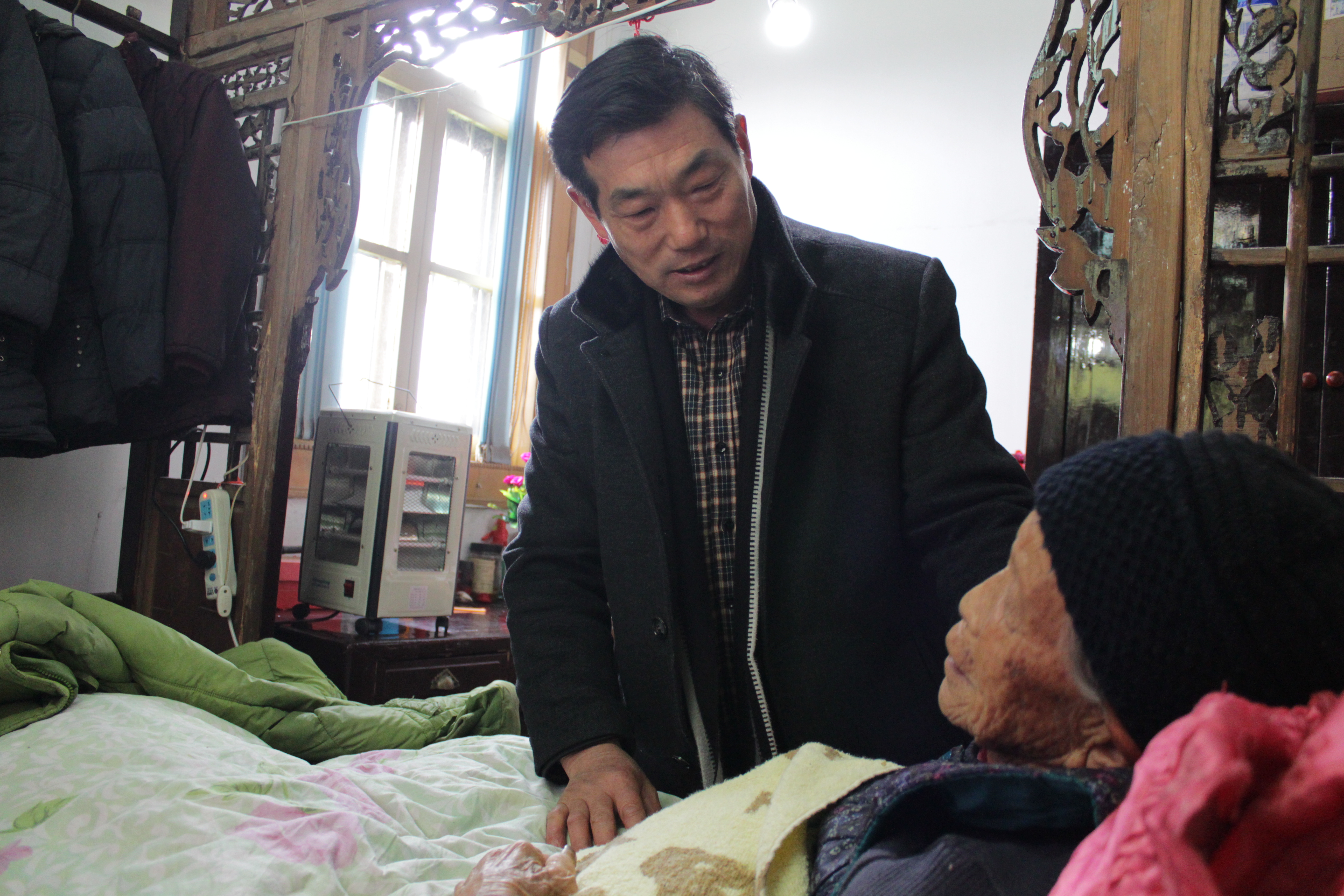 个人简介:朱惠泉,男,60岁,泰州市姜堰区大伦镇朱宣村人,现在该镇